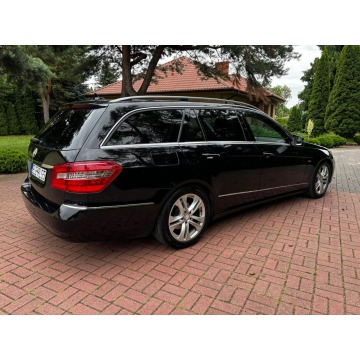 Mercedes - Benz E-klasa  Kombi 2011,  1.8 benzyna, automat - Na sprzedaż za 38 900 zł - Płońsk - zdjęcie 7