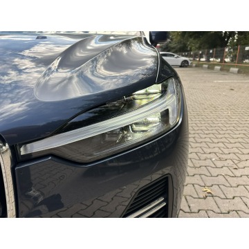 Volvo   SUV 2023,  2.0 benzyna, automat - Na sprzedaż za 138 000 zł - Jawczyce - zdjęcie 9