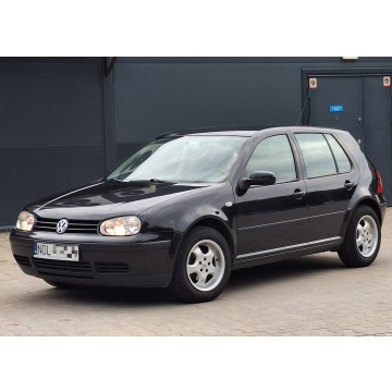 Volkswagen Golf  Hatchback 2001,  1.6 benzyna - Na sprzedaż za 7 700,00 zł - Olsztyn - zdjęcie 3