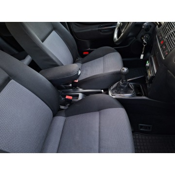 Volkswagen Golf  Hatchback 2001,  1.6 benzyna - Na sprzedaż za 7 700,00 zł - Olsztyn - zdjęcie 7