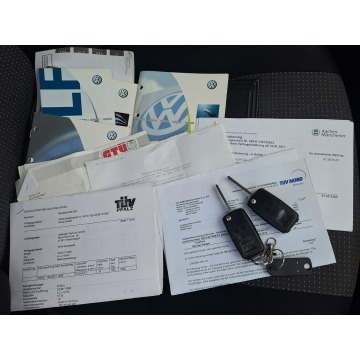 Volkswagen Golf  Hatchback 2001,  1.6 benzyna - Na sprzedaż za 7 700,00 zł - Olsztyn - zdjęcie 6