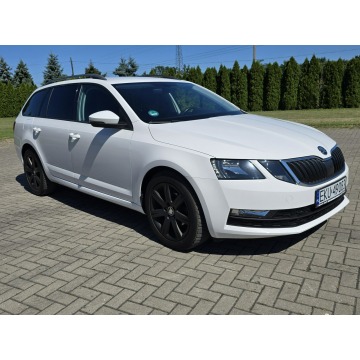 Skoda Octavia  Kombi 2018,  1.6 diesel, automat - Na sprzedaż za 35 900 zł - Kutno - zdjęcie 3