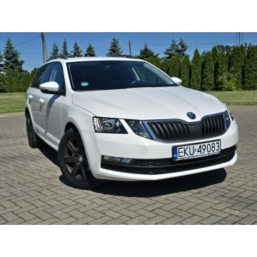 Skoda Octavia  Kombi 2018,  1.6 diesel, automat - Na sprzedaż za 35 900 zł - Kutno - zdjęcie 4