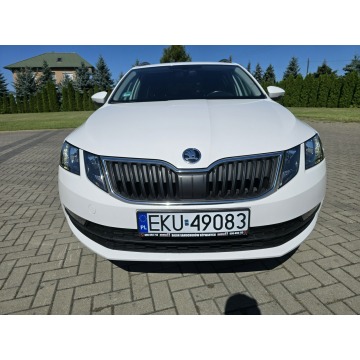Skoda Octavia  Kombi 2018,  1.6 diesel, automat - Na sprzedaż za 35 900 zł - Kutno - zdjęcie 8