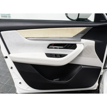 Mazda CX-60  SUV 2023,  2.5 hybryda, automat - Na sprzedaż za 161 850 zł - Gdańsk - zdjęcie 9