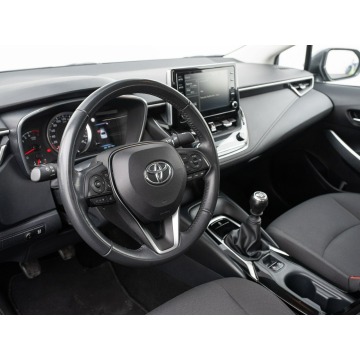 Toyota Corolla  Sedan/Limuzyna 2022,  1.5 benzyna - Na sprzedaż za 61 850 zł - Gdańsk - zdjęcie 6