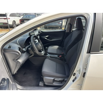 Toyota Yaris  Hatchback 2022,  1.0 benzyna - Na sprzedaż za 51 000 zł - Jawczyce - zdjęcie 10