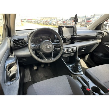 Toyota Yaris  Hatchback 2022,  1.0 benzyna - Na sprzedaż za 51 000 zł - Jawczyce - zdjęcie 12