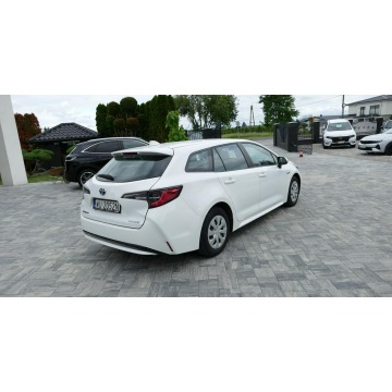 Toyota Corolla  Kombi 2021,  1.8 hybryda, automat - Na sprzedaż za 55 900 zł - Grójec - zdjęcie 4