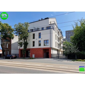 Pabianice - lokal 4 pok. 78,72 m2 ul. Warszawska