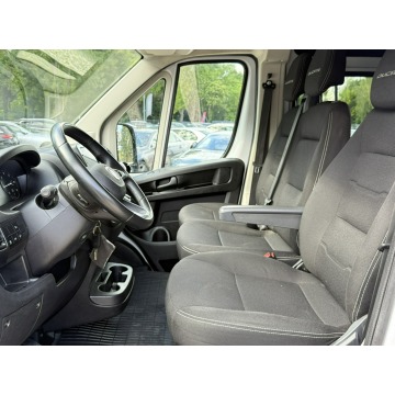 Fiat Ducato 2023,  2.2 diesel, automat - Na sprzedaż za 116 604 zł - Pęcice - zdjęcie 10