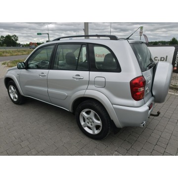 Toyota   SUV 2004,  2.0 diesel - Na sprzedaż za 11 800 zł - Lipówki - zdjęcie 12