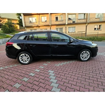 Renault Megane  Kombi 2013,  1.6 benzyna - Na sprzedaż za 26 990 zł - Zagórze - zdjęcie 9