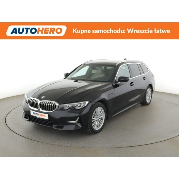 BMW 330 - fv23 full led phev automat virtual navi kamera