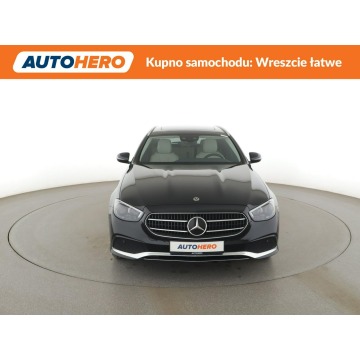 Mercedes - Benz E-klasa  SUV 2020,  2.0 hybryda, automat - Na sprzedaż za 100 900 zł - Warszawa - zdjęcie 11