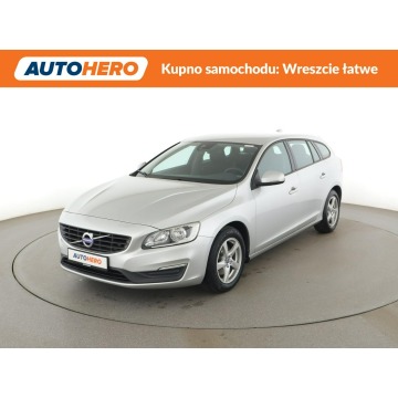 Volvo V60 - 2.0D 6MT Klimatyzacja Nawigacja Tempomat Elektryka ParkAssist LED