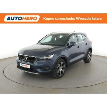 Volvo XC 40 - automat full LED skóra navi grzane fotele panorama kamera i czujniki