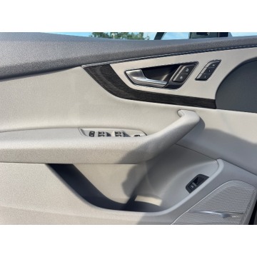 Audi Q7  SUV 2018,  2.0 benzyna, automat - Na sprzedaż za 119 900 zł - Michałowice-Wieś - zdjęcie 11