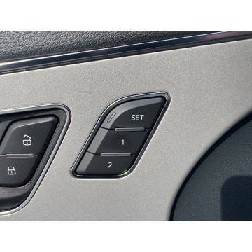 Audi Q7  SUV 2018,  2.0 benzyna, automat - Na sprzedaż za 119 900 zł - Michałowice-Wieś - zdjęcie 12