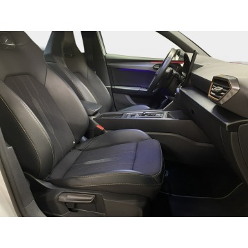 Cupra Leon  Hatchback 2023,  2.0 benzyna, automat - Na sprzedaż za 129 900 zł - Warszawa - zdjęcie 11