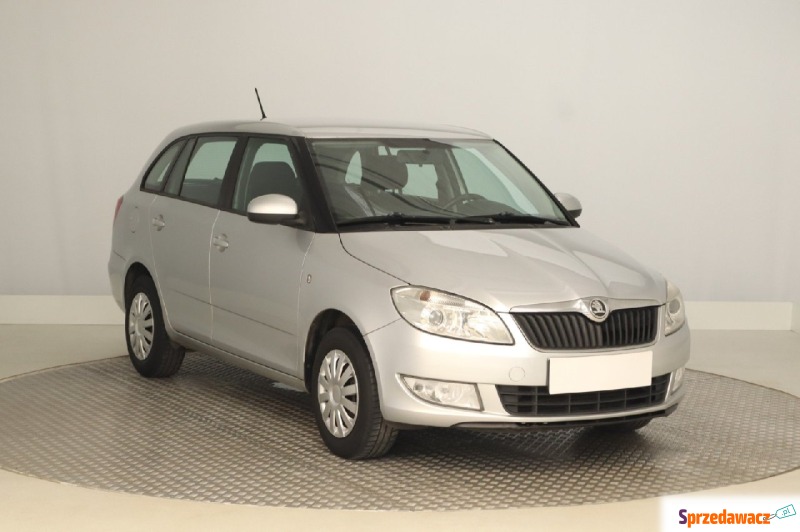 Skoda Fabia  Kombi 2013,  1.6 diesel - Na sprzedaż za 13 999 zł - Zabrze