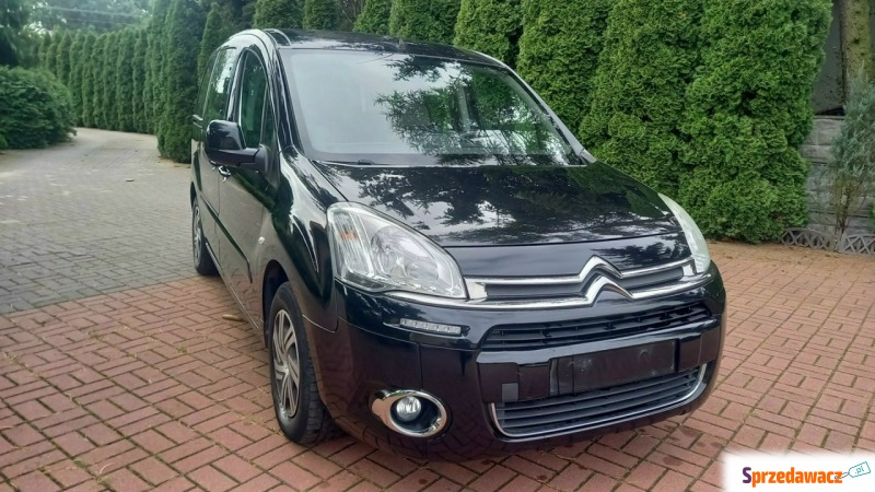 Citroen Berlingo  Kombi 2013,  1.6 benzyna - Na sprzedaż za 21 900 zł - Płońsk