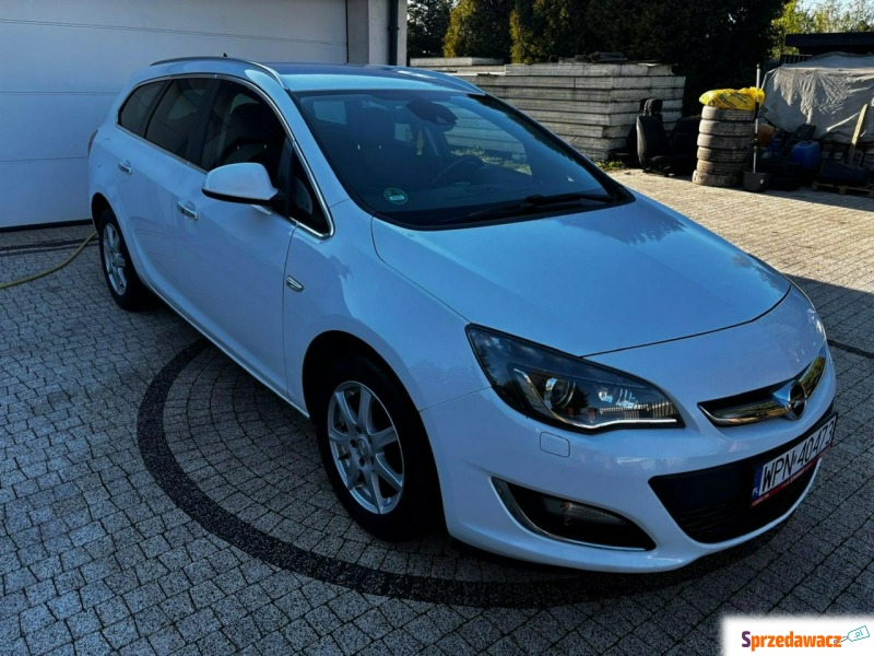 Opel Astra  Kombi 2013,  1.7 diesel - Na sprzedaż za 21 600 zł - Płońsk
