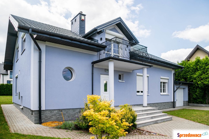 Sprzedam dom Tarnów - ,  pow.  153 m2,  działka:   724 m2