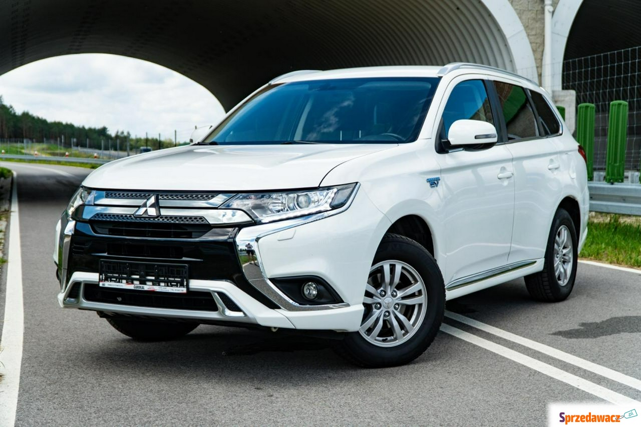 Mitsubishi Outlander 2021