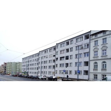 38m2 - Dwustronne z balkonem - POLECAM