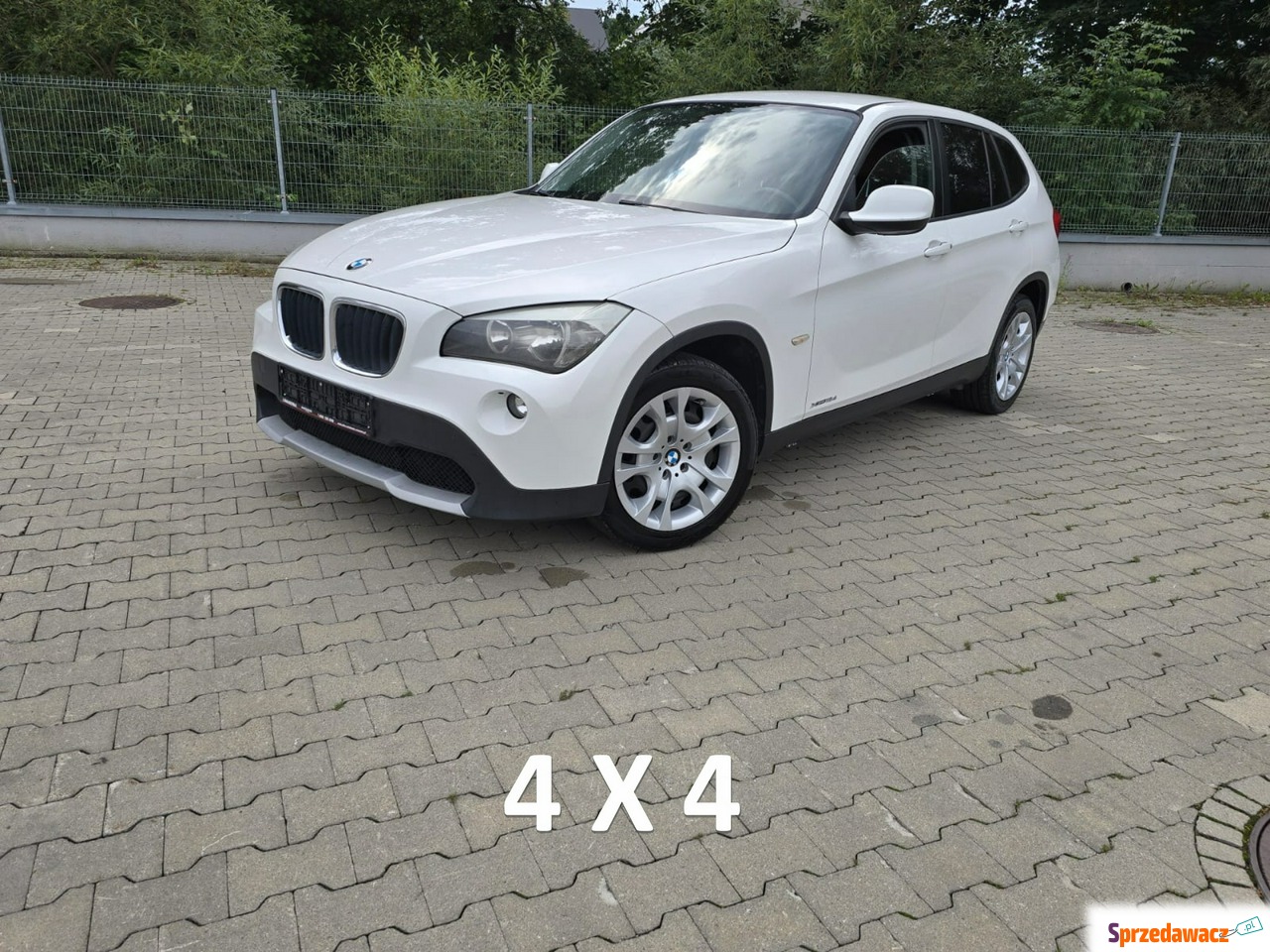 BMW X1 2011