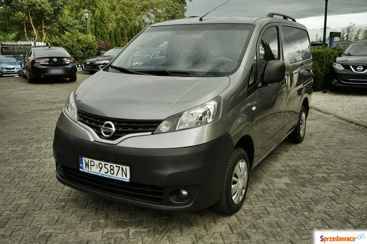 Nissan NV200 2010