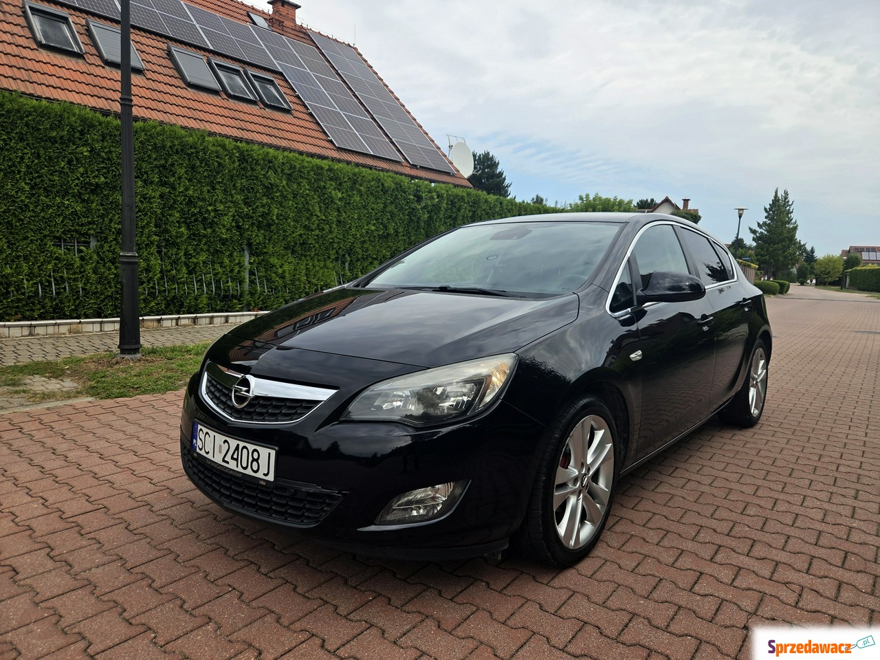 Opel Astra 2011