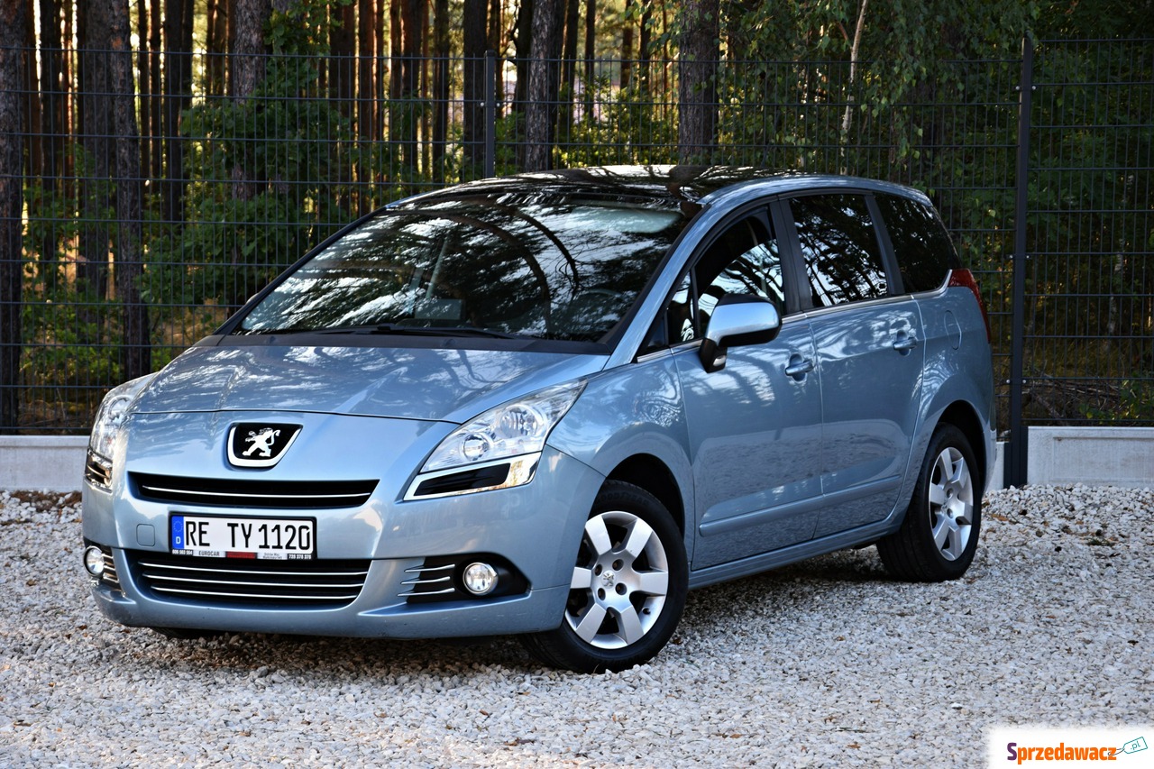 Peugeot 5008 2013
