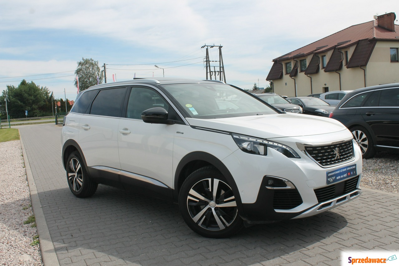 Peugeot 5008 2017
