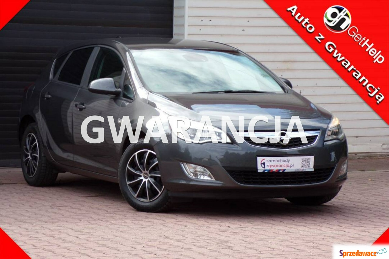 Opel Astra 2011