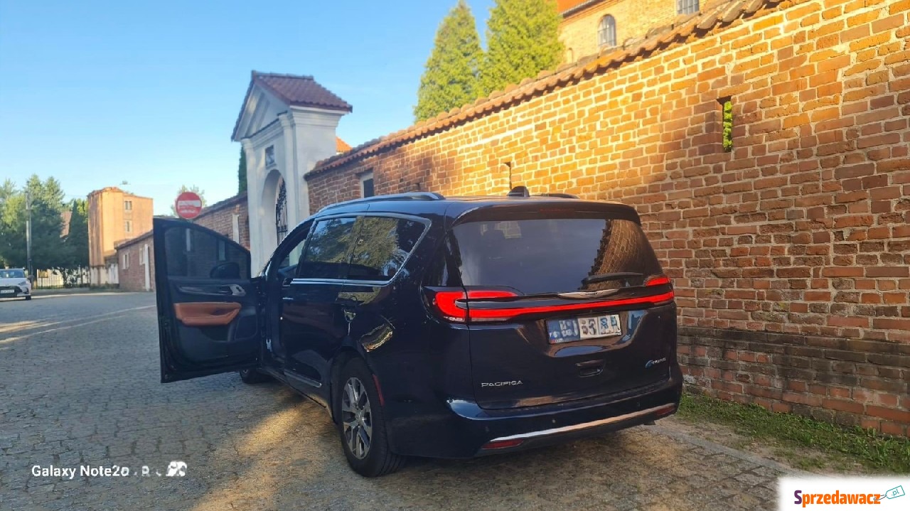 Chrysler Pacifica 2025