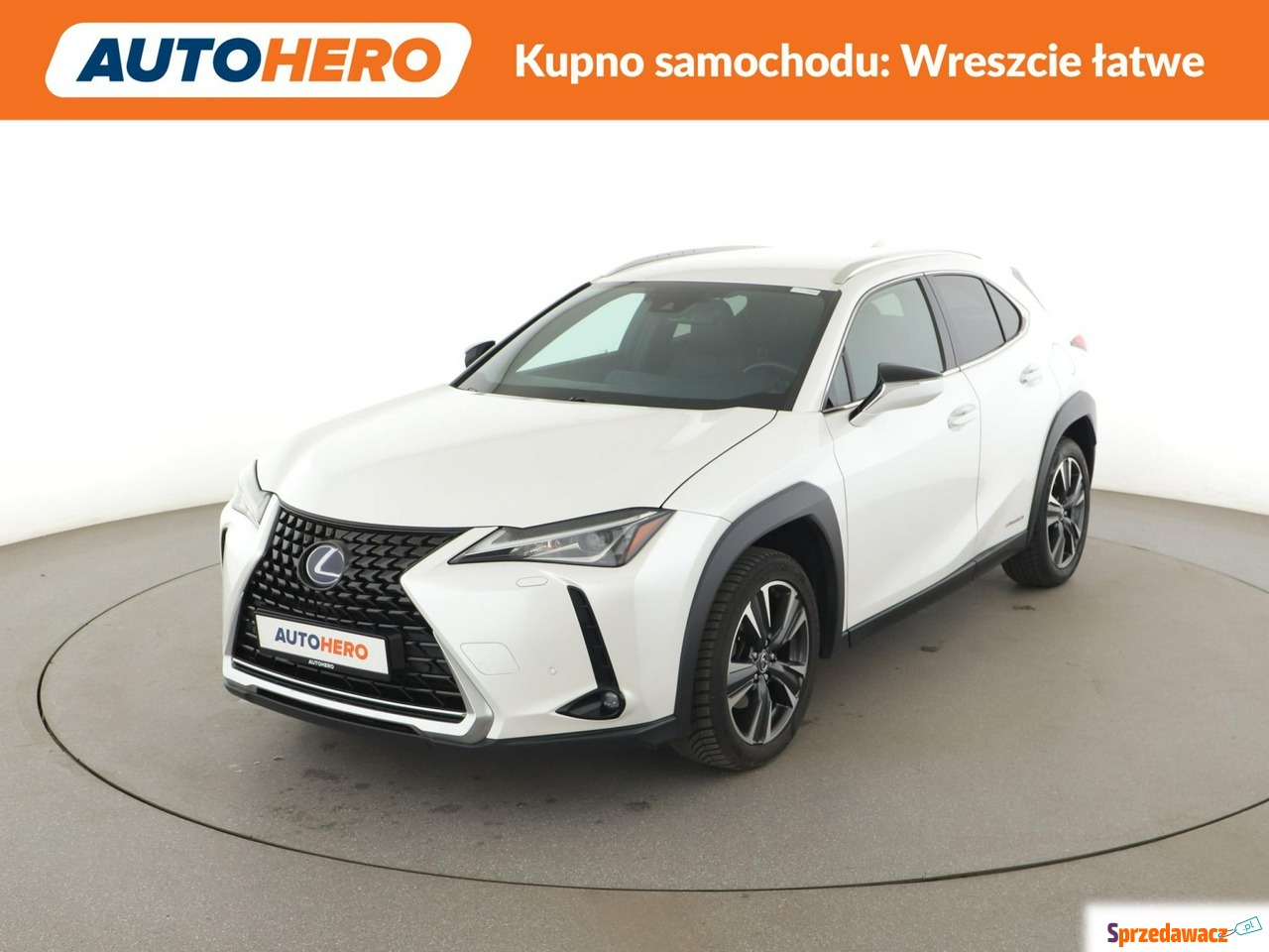 Lexus UX 2020
