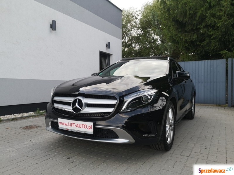 Mercedes - Benz 2016
