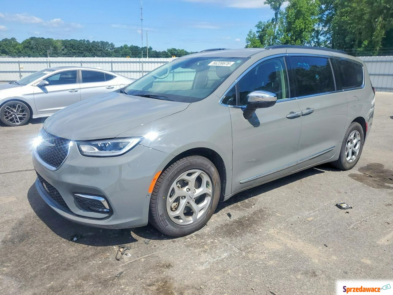 Chrysler Pacifica 2023