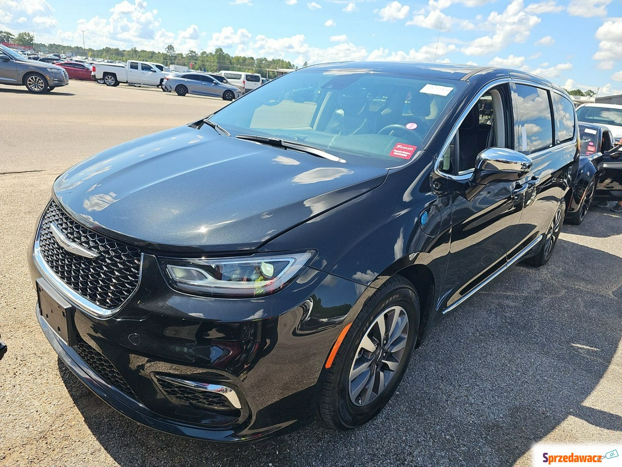 Chrysler Pacifica 2023