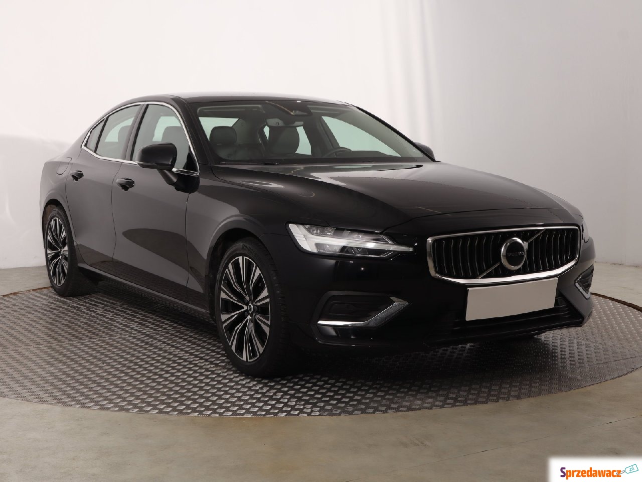Volvo S60 2023
