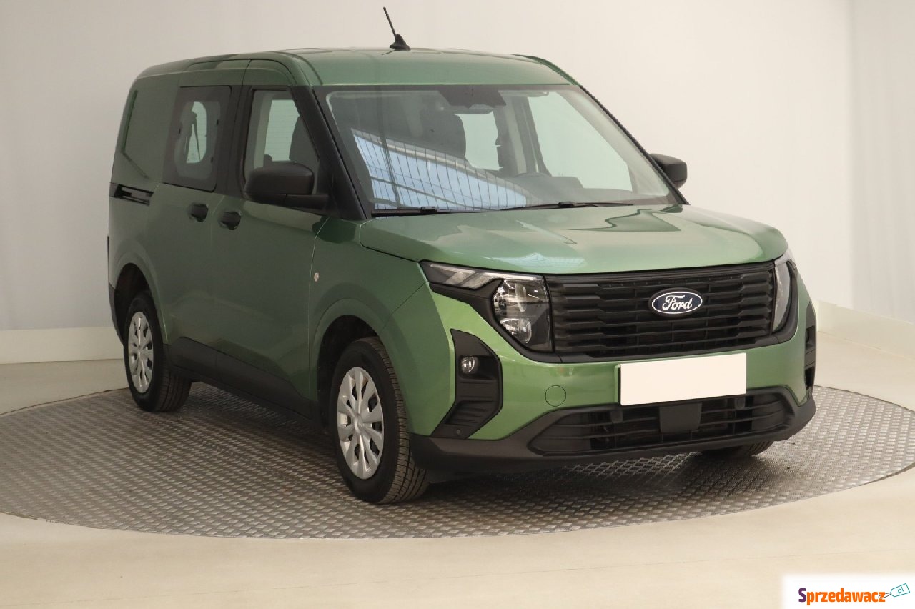 Ford Transit Courier 2024