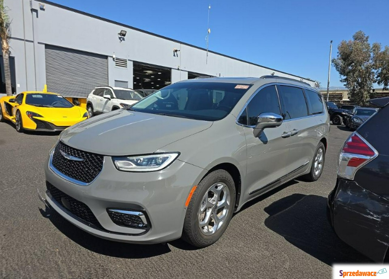 Chrysler Pacifica 2022