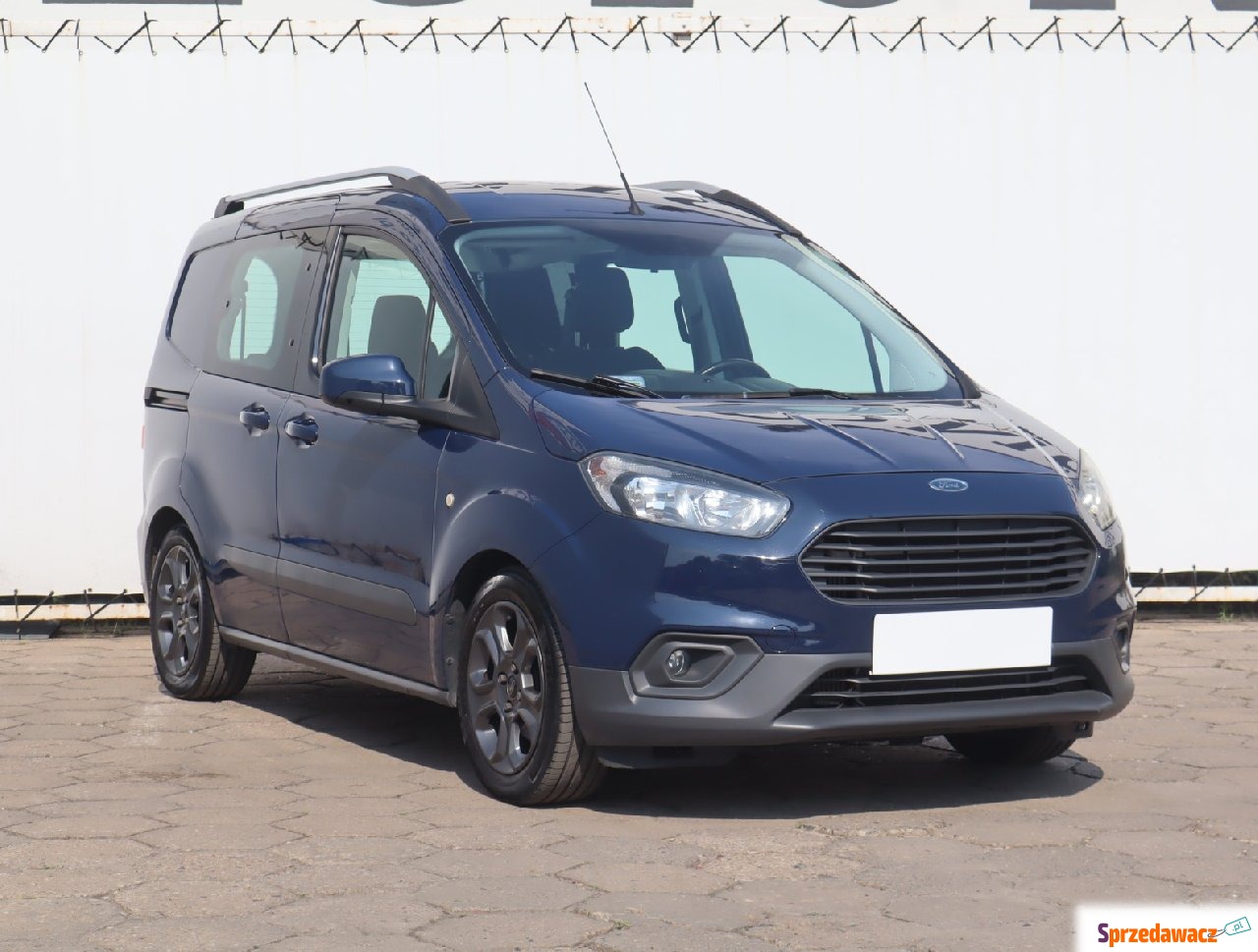 Ford Transit Courier 2018