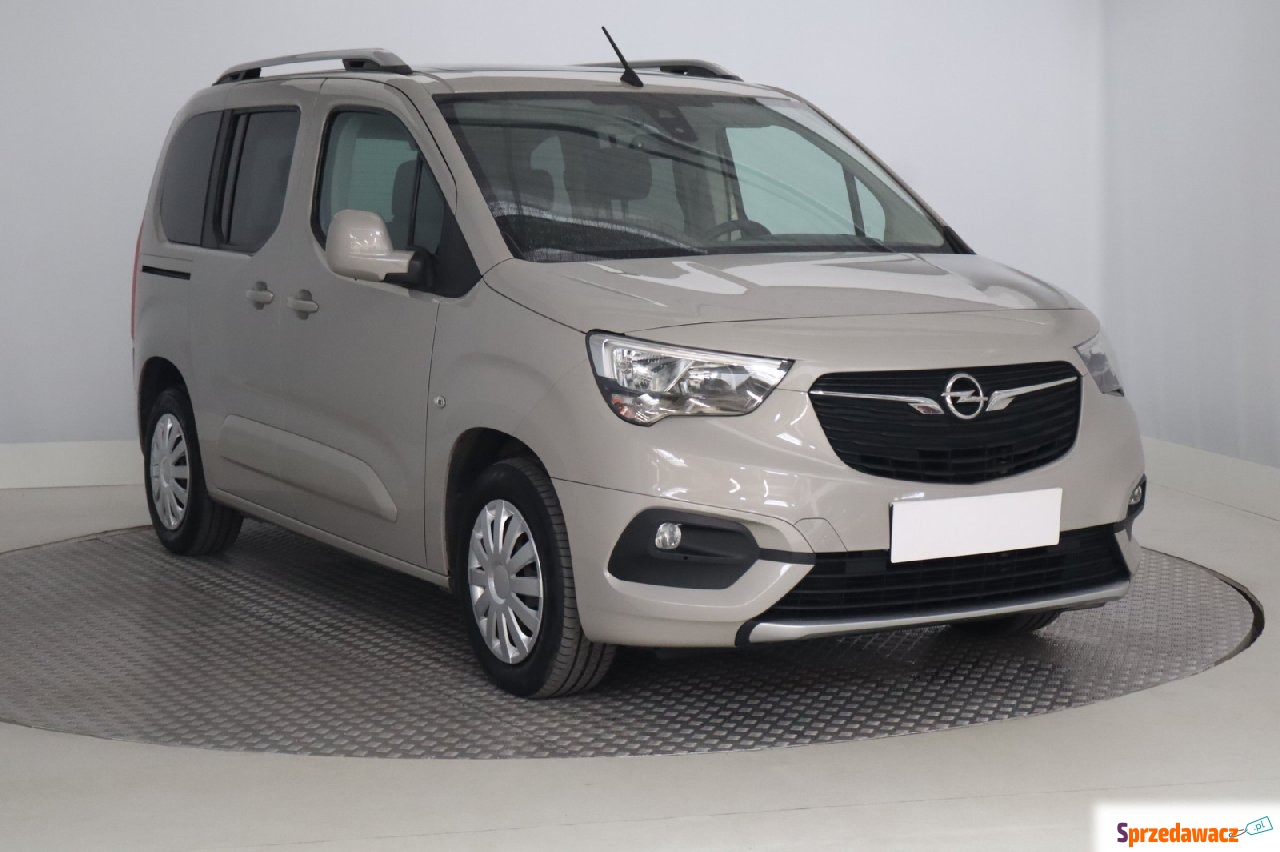 Opel Combo 2018