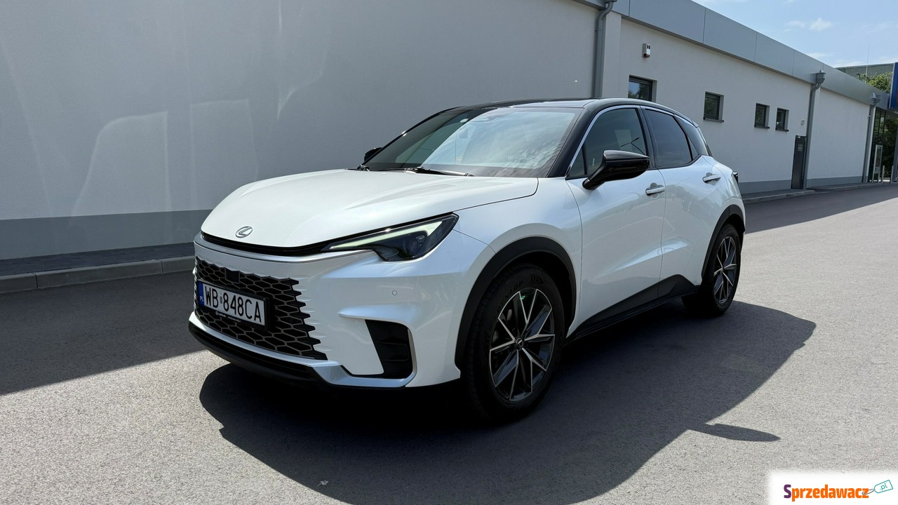 Lexus 2024