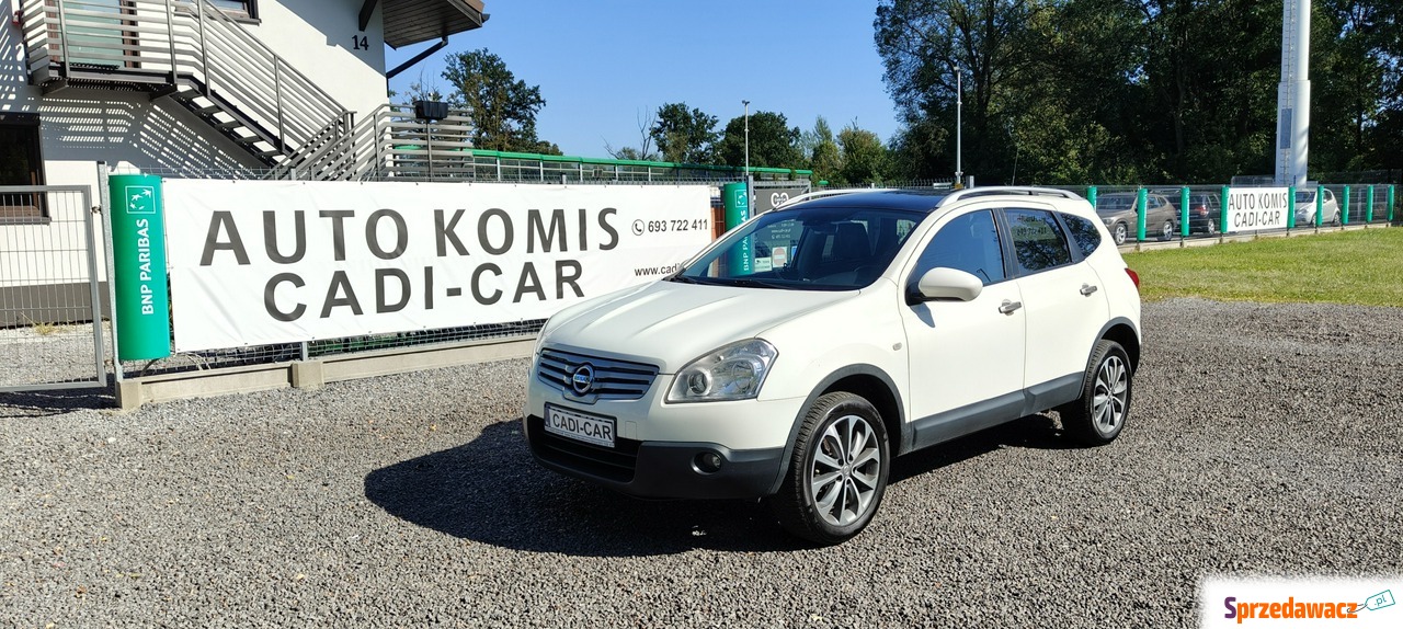 Nissan Qashqai+2 2010