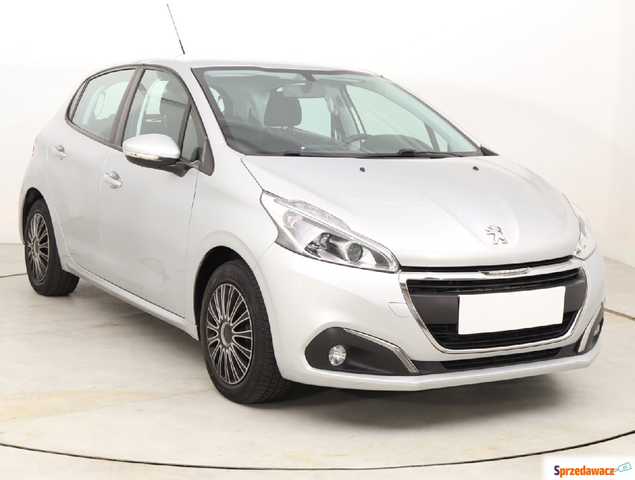 Peugeot 208 2016