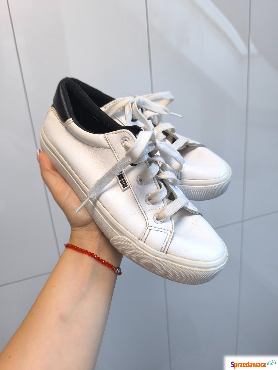 Białe sneakersy Big Star rozmiar...